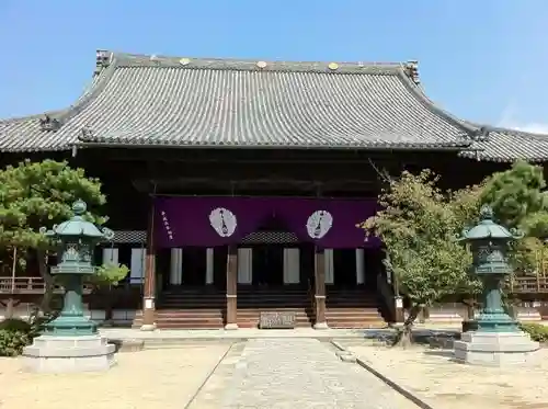 百萬遍知恩寺の本殿