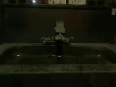 髙牟神社の手水舎