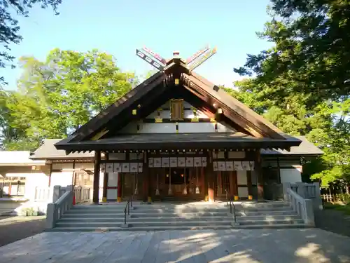新琴似神社の本殿・本堂