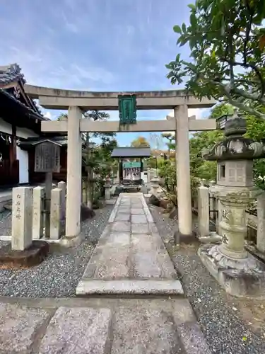 六請神社の鳥居