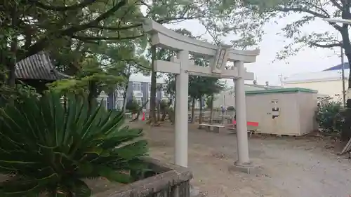 白髭神社（北脇）の鳥居