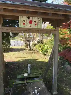 持田神社の手水舎