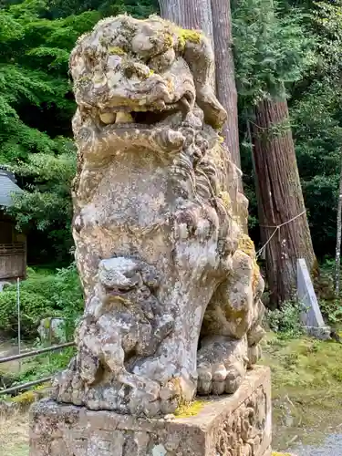 粟鹿神社の狛犬