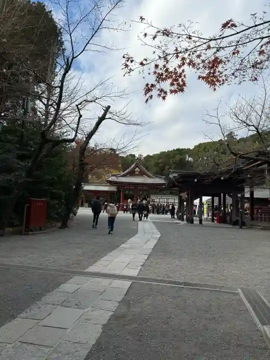 鶴岡八幡宮の{uncategorized: "未分類", other: "その他", undefined: "問題あり", building: "その他建物", grave: "お墓", sacred_gate: "鳥居", guardian: "狛犬", statue: "像", buddha: "仏像", history: "歴史", nature: "自然", garden: "庭園", animal: "動物", pagoda: "塔", temizu: "手水舎", mountain_gate: "山門・神門", sanctuary: "本殿・本堂", subordinate: "末社・摂社", art: "芸術", scenery: "景色", jizo: "地蔵", ema: "絵馬", goshuin: "御朱印", omikuji: "おみくじ", items: "授与品その他", amulet: "お守り", goshuincho: "御朱印帳", eats: "食事", festival: "お祭り", votive_dance: "神楽", shichigosan: "七五三参", wedding: "結婚式", experience: "体験その他", initially: "初詣", around: "周辺", anti_infection: "感染症対策"}
