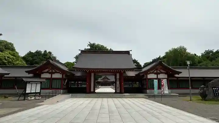 北海道護國神社の山門・神門