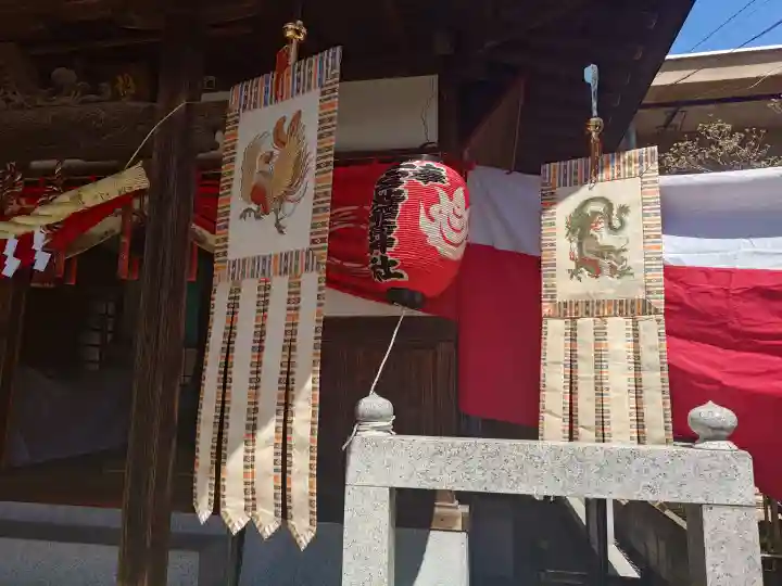 上宮地稲荷神社の{uncategorized: "未分類", other: "その他", undefined: "問題あり", building: "その他建物", grave: "お墓", sacred_gate: "鳥居", guardian: "狛犬", statue: "像", buddha: "仏像", history: "歴史", nature: "自然", garden: "庭園", animal: "動物", pagoda: "塔", temizu: "手水舎", mountain_gate: "山門・神門", sanctuary: "本殿・本堂", subordinate: "末社・摂社", art: "芸術", scenery: "景色", jizo: "地蔵", ema: "絵馬", goshuin: "御朱印", omikuji: "おみくじ", items: "授与品その他", amulet: "お守り", goshuincho: "御朱印帳", eats: "食事", festival: "お祭り", votive_dance: "神楽", shichigosan: "七五三参", wedding: "結婚式", experience: "体験その他", initially: "初詣", around: "周辺", anti_infection: "感染症対策"}