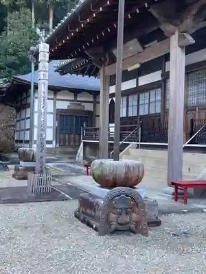 妙巌寺の本殿・本堂