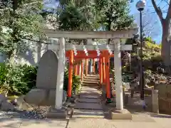 鳩森八幡神社の鳥居