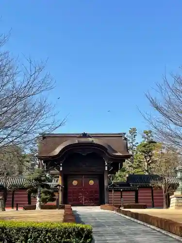 総持寺の{uncategorized: "未分類", other: "その他", undefined: "問題あり", building: "その他建物", grave: "お墓", sacred_gate: "鳥居", guardian: "狛犬", statue: "像", buddha: "仏像", history: "歴史", nature: "自然", garden: "庭園", animal: "動物", pagoda: "塔", temizu: "手水舎", mountain_gate: "山門・神門", sanctuary: "本殿・本堂", subordinate: "末社・摂社", art: "芸術", scenery: "景色", jizo: "地蔵", ema: "絵馬", goshuin: "御朱印", omikuji: "おみくじ", items: "授与品その他", amulet: "お守り", goshuincho: "御朱印帳", eats: "食事", festival: "お祭り", votive_dance: "神楽", shichigosan: "七五三参", wedding: "結婚式", experience: "体験その他", initially: "初詣", around: "周辺", anti_infection: "感染症対策"}