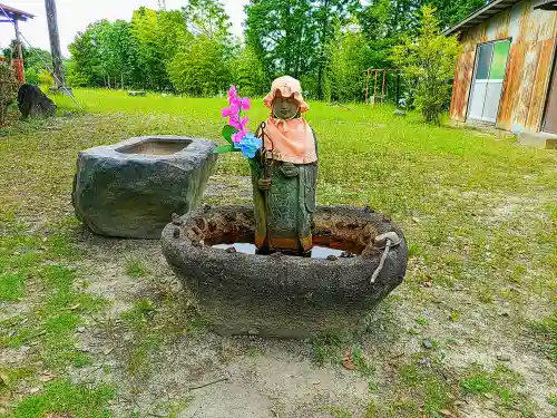 皇勅院の手水舎