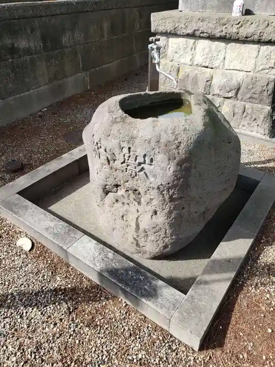 藤巻神社の手水舎