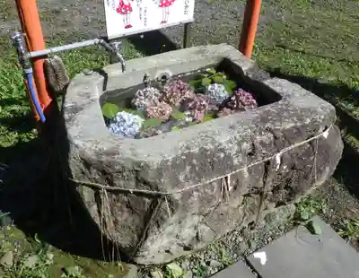 北湯沢三峯神社の手水舎