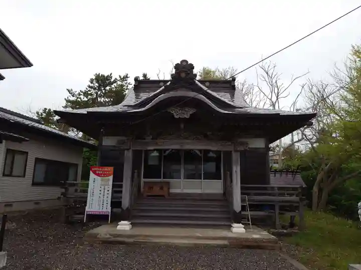 八幡神社の本殿・本堂
