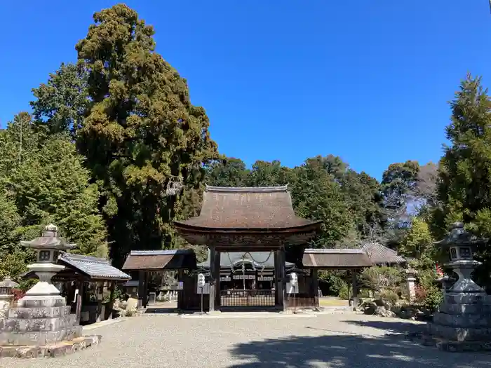 押立神社の山門