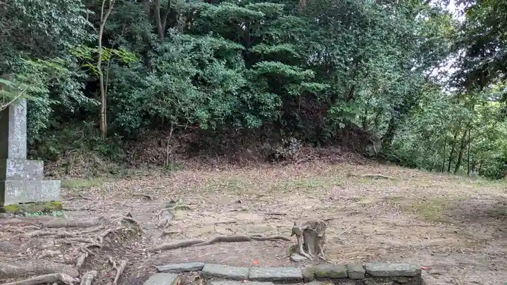 法華堂跡(源頼朝墓・北条義時墓)の庭園