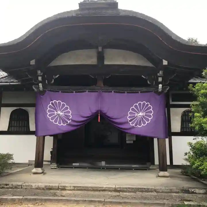 毘沙門堂門跡の本殿・本堂