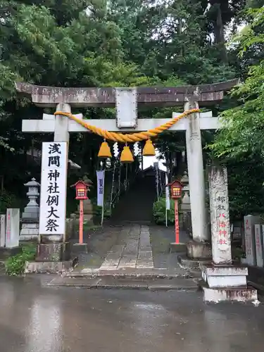 糀谷八幡宮の鳥居