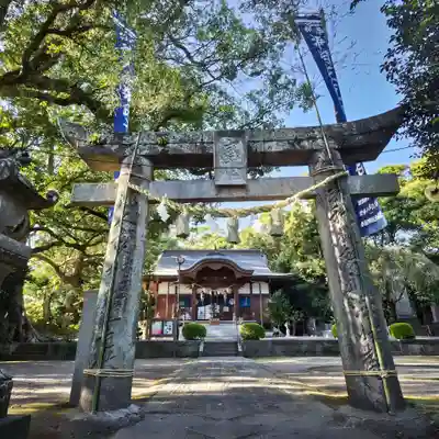 諏訪神社の鳥居