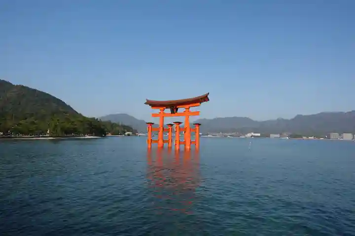 厳島神社(広島県)