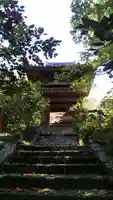 常満寺の山門・神門