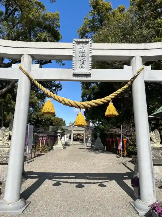 都波岐奈加等神社の{uncategorized: "未分類", other: "その他", undefined: "問題あり", building: "その他建物", grave: "お墓", sacred_gate: "鳥居", guardian: "狛犬", statue: "像", buddha: "仏像", history: "歴史", nature: "自然", garden: "庭園", animal: "動物", pagoda: "塔", temizu: "手水舎", mountain_gate: "山門・神門", sanctuary: "本殿・本堂", subordinate: "末社・摂社", art: "芸術", scenery: "景色", jizo: "地蔵", ema: "絵馬", goshuin: "御朱印", omikuji: "おみくじ", items: "授与品その他", amulet: "お守り", goshuincho: "御朱印帳", eats: "食事", festival: "お祭り", votive_dance: "神楽", shichigosan: "七五三参", wedding: "結婚式", experience: "体験その他", initially: "初詣", around: "周辺", anti_infection: "感染症対策"}