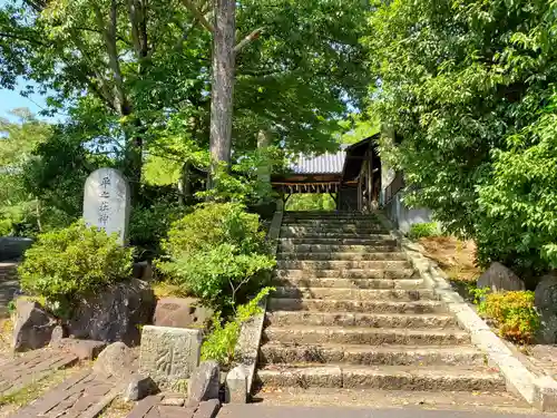 平之荘神社のその他建物
