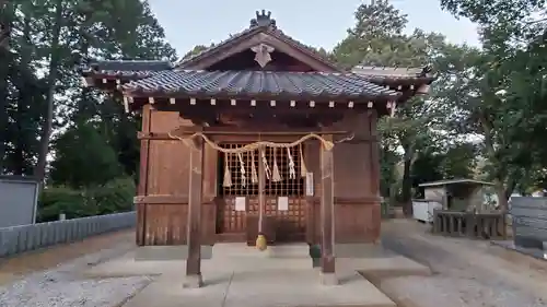 生目八幡神社の本殿・本堂
