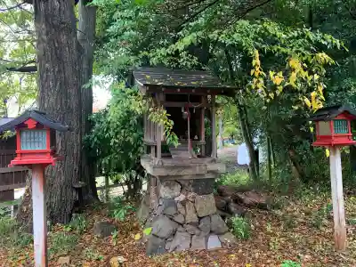寺岡山元三大師の末社・摂社