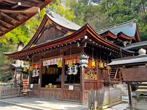 日牟禮八幡宮の本殿・本堂