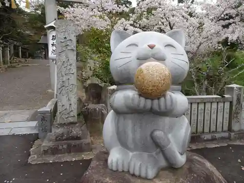 宇佐神社の狛犬