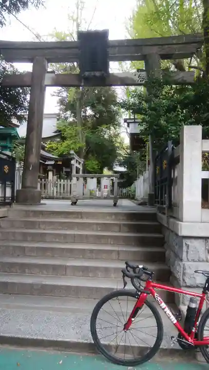 鳥越神社の鳥居