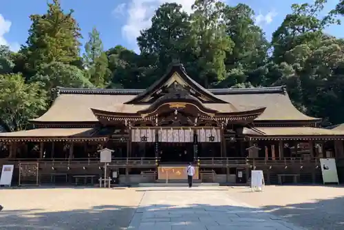 大神神社の本殿