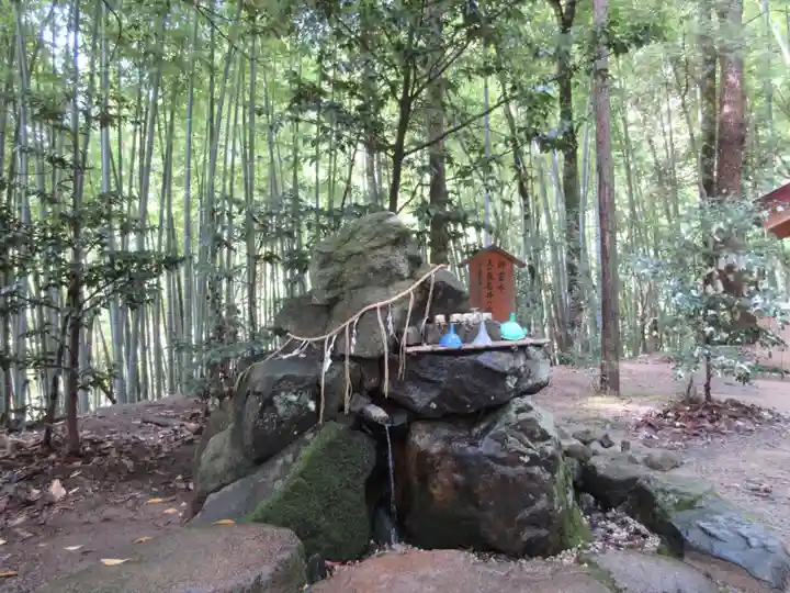 眞名井神社(籠神社奥宮)の手水舎