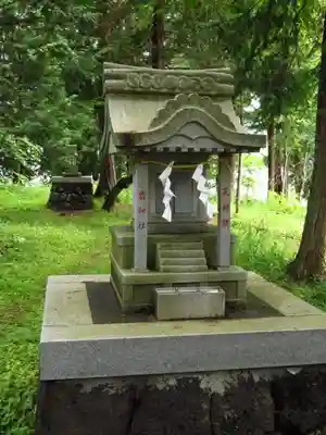 冨士御室浅間神社の末社・摂社