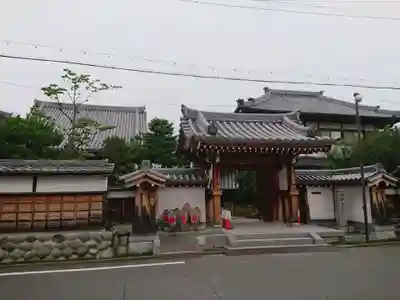 松音寺の山門・神門