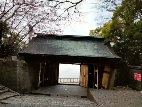 久能山東照宮の山門