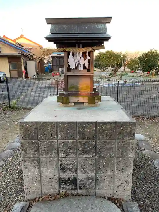 八幡社(天池東町)の末社・摂社