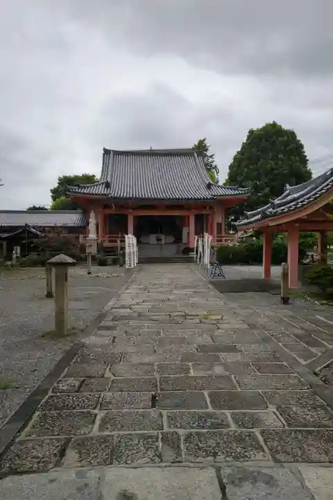 美江寺の本殿・本堂