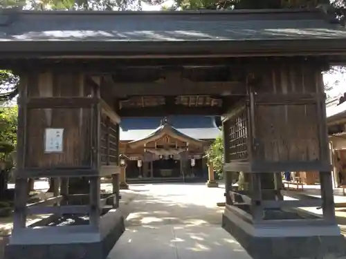 八重垣神社の山門