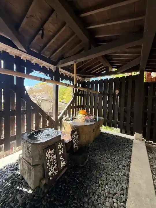 熊野皇大神社の{uncategorized: "未分類", other: "その他", undefined: "問題あり", building: "その他建物", grave: "お墓", sacred_gate: "鳥居", guardian: "狛犬", statue: "像", buddha: "仏像", history: "歴史", nature: "自然", garden: "庭園", animal: "動物", pagoda: "塔", temizu: "手水舎", mountain_gate: "山門・神門", sanctuary: "本殿・本堂", subordinate: "末社・摂社", art: "芸術", scenery: "景色", jizo: "地蔵", ema: "絵馬", goshuin: "御朱印", omikuji: "おみくじ", items: "授与品その他", amulet: "お守り", goshuincho: "御朱印帳", eats: "食事", festival: "お祭り", votive_dance: "神楽", shichigosan: "七五三参", wedding: "結婚式", experience: "体験その他", initially: "初詣", around: "周辺", anti_infection: "感染症対策"}