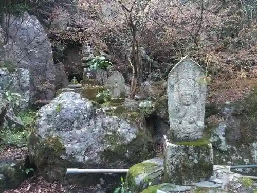 菅王寺の仏像