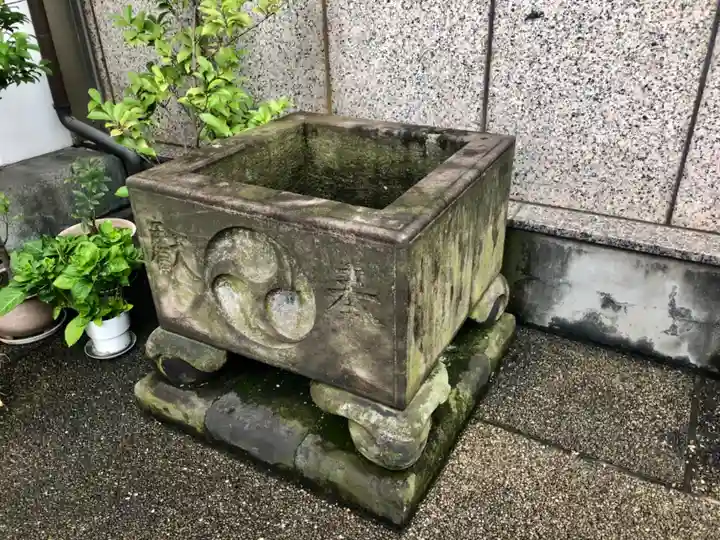 車町稲荷神社の手水舎