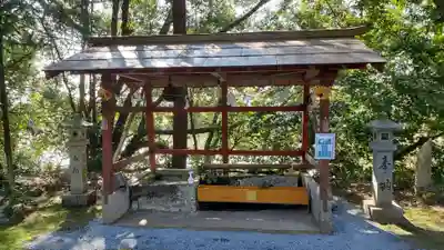 犬丸天満宮の手水舎