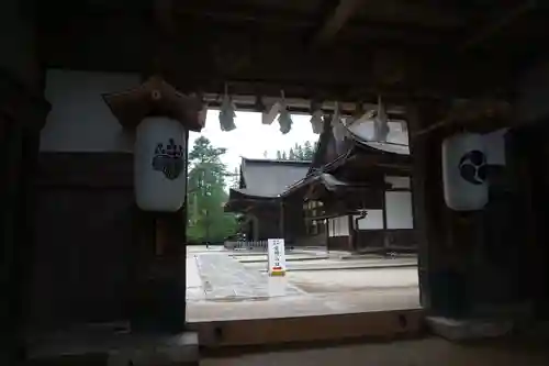 高野山金剛峯寺の山門・神門