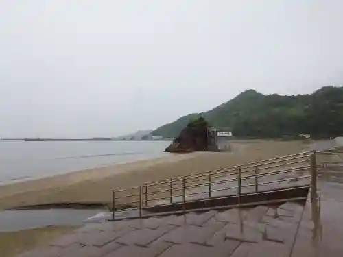 稲佐の浜　弁天島(島根県)