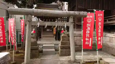池尻稲荷神社の末社・摂社