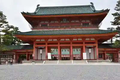 平安神宮の山門・神門