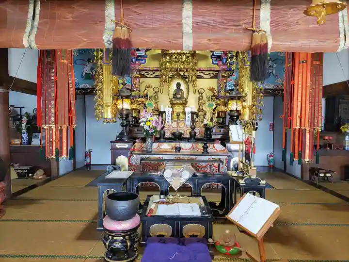 長善寺の本殿・本堂