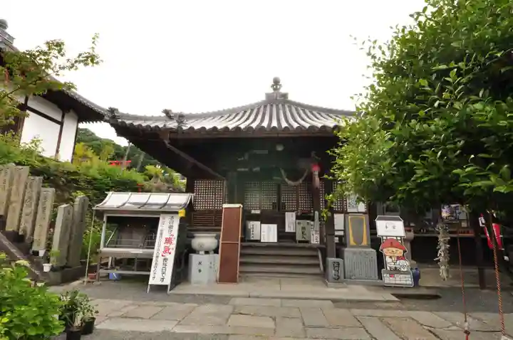 出釋迦寺の本殿・本堂