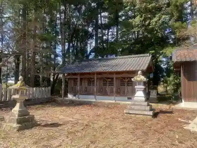 気多神社の{uncategorized: "未分類", other: "その他", undefined: "問題あり", building: "その他建物", grave: "お墓", sacred_gate: "鳥居", guardian: "狛犬", statue: "像", buddha: "仏像", history: "歴史", nature: "自然", garden: "庭園", animal: "動物", pagoda: "塔", temizu: "手水舎", mountain_gate: "山門・神門", sanctuary: "本殿・本堂", subordinate: "末社・摂社", art: "芸術", scenery: "景色", jizo: "地蔵", ema: "絵馬", goshuin: "御朱印", omikuji: "おみくじ", items: "授与品その他", amulet: "お守り", goshuincho: "御朱印帳", eats: "食事", festival: "お祭り", votive_dance: "神楽", shichigosan: "七五三参", wedding: "結婚式", experience: "体験その他", initially: "初詣", around: "周辺", anti_infection: "感染症対策"}